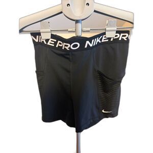 Nike Pro Women's Dri-Fit Running Workout Shorts Size Medium Pockets